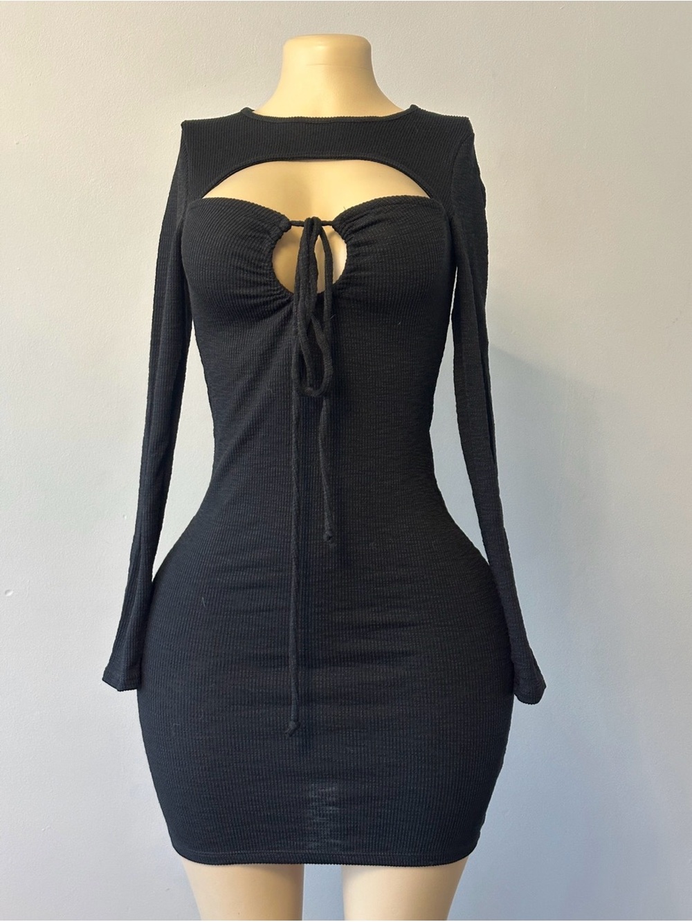 Long-Sleeve Tie-Front Cutout Bodycon Dress - Black
